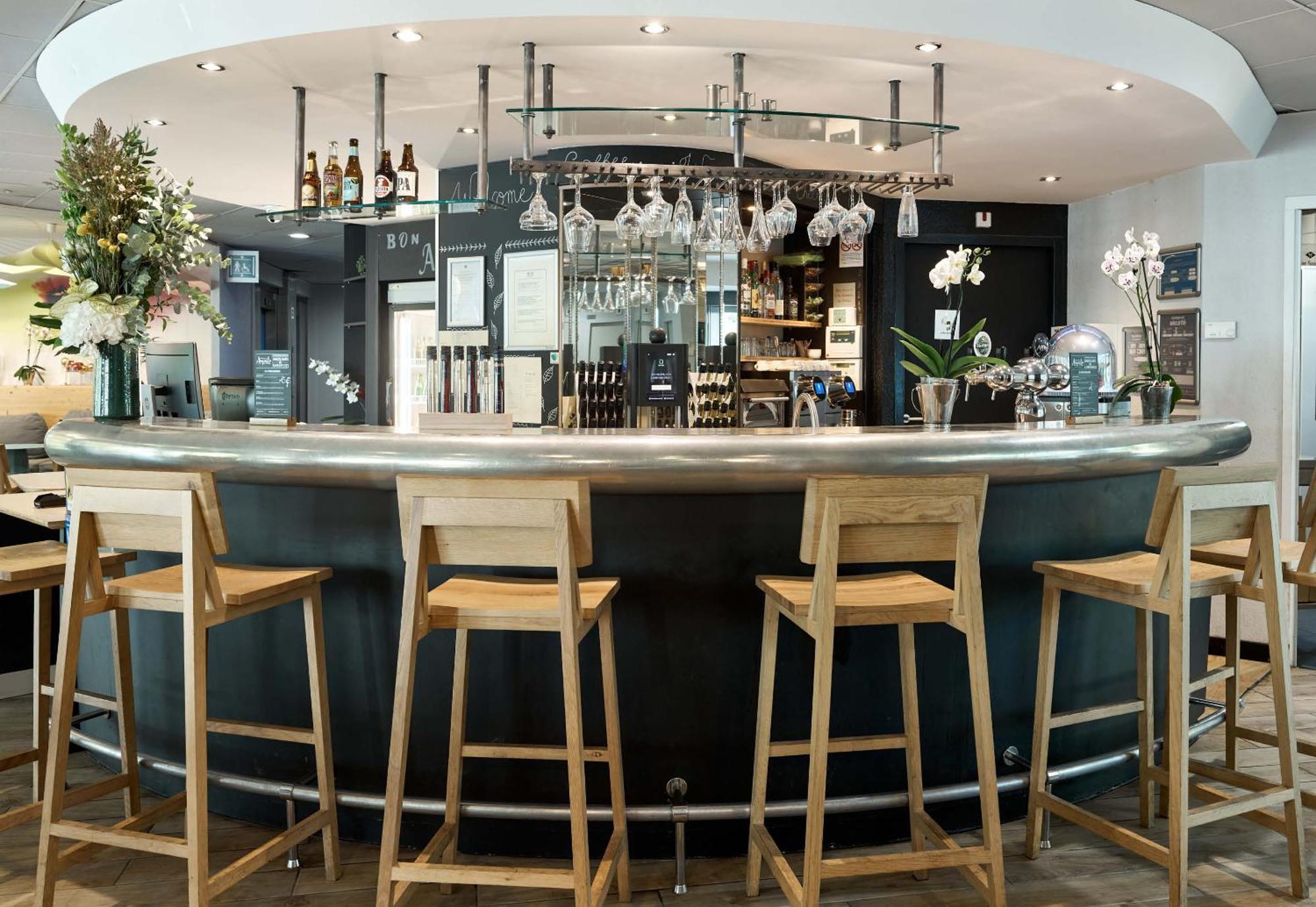 B&B Hotel Velizy Est Luaran gambar
