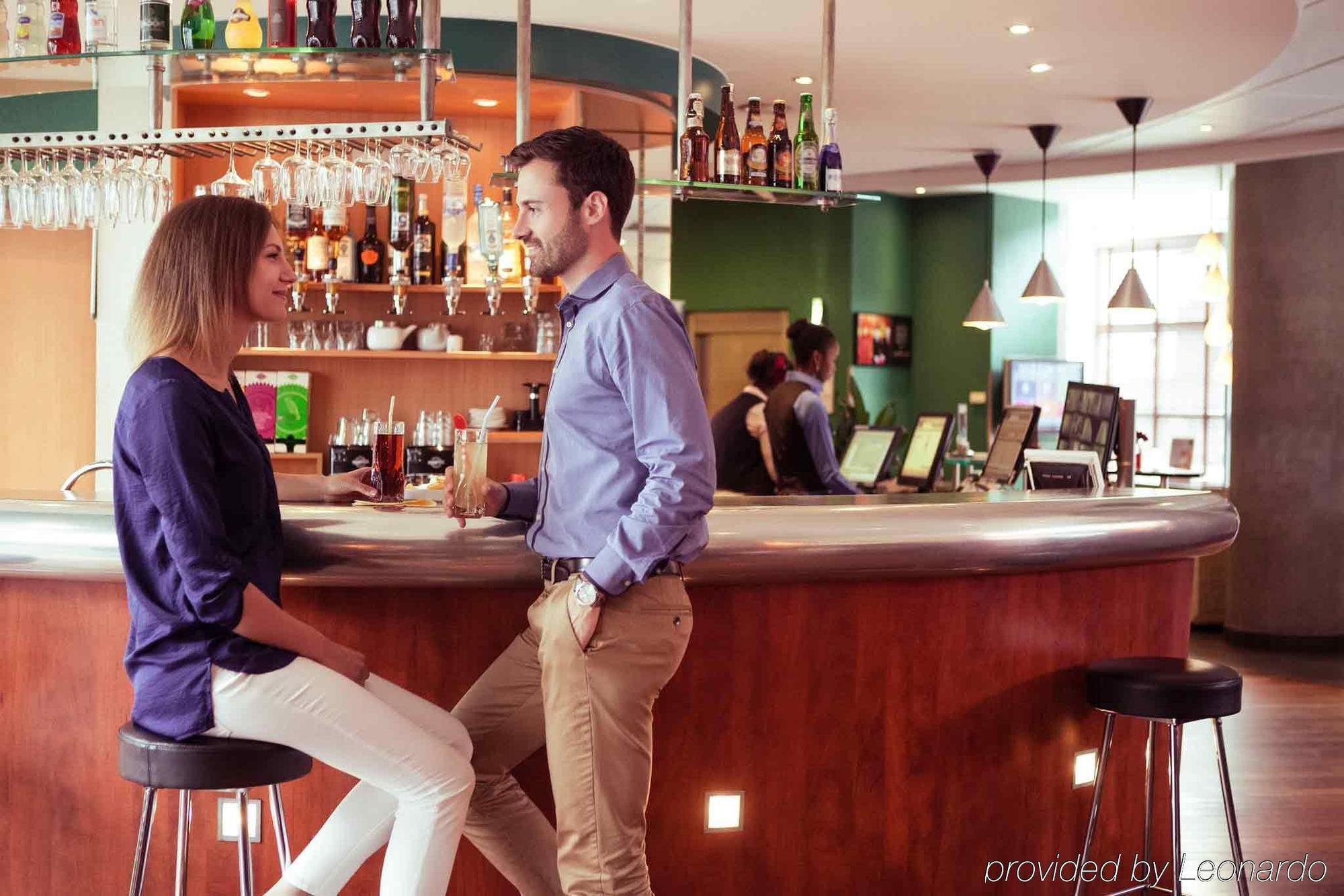 B&B Hotel Velizy Est Luaran gambar