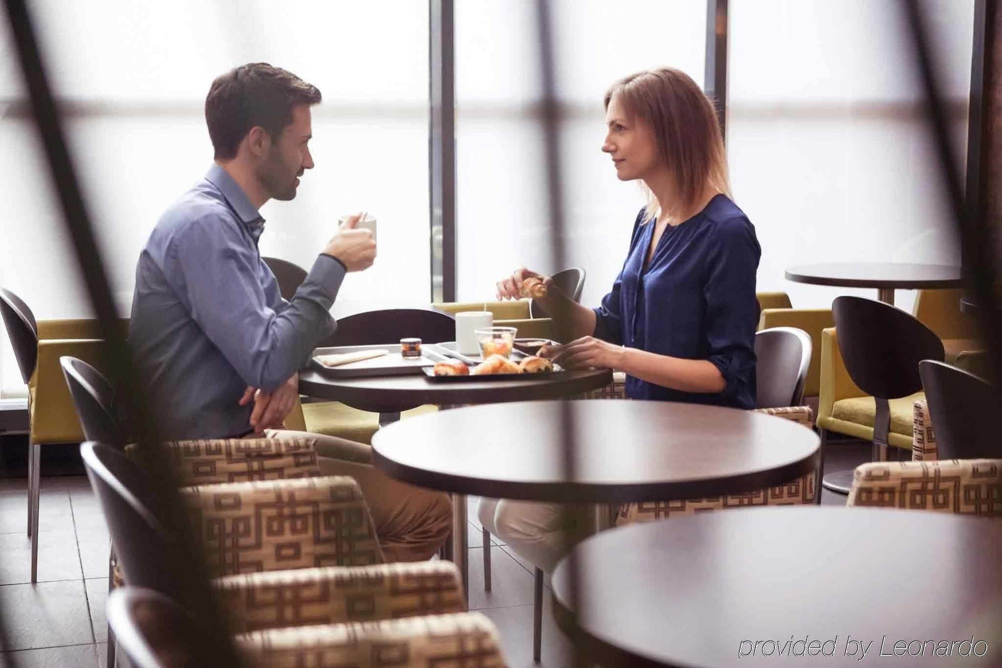 B&B Hotel Velizy Est Luaran gambar