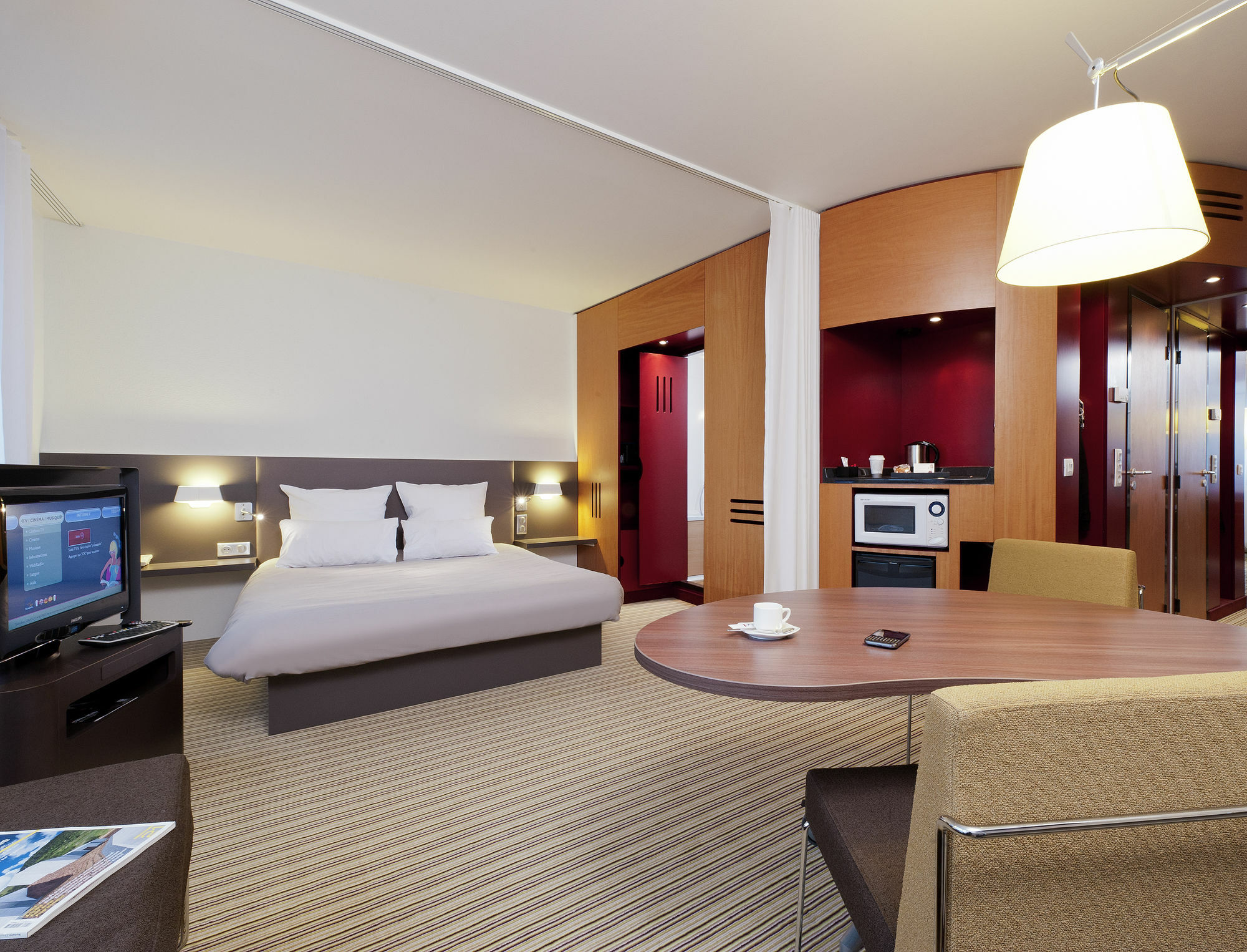 B&B Hotel Velizy Est Luaran gambar