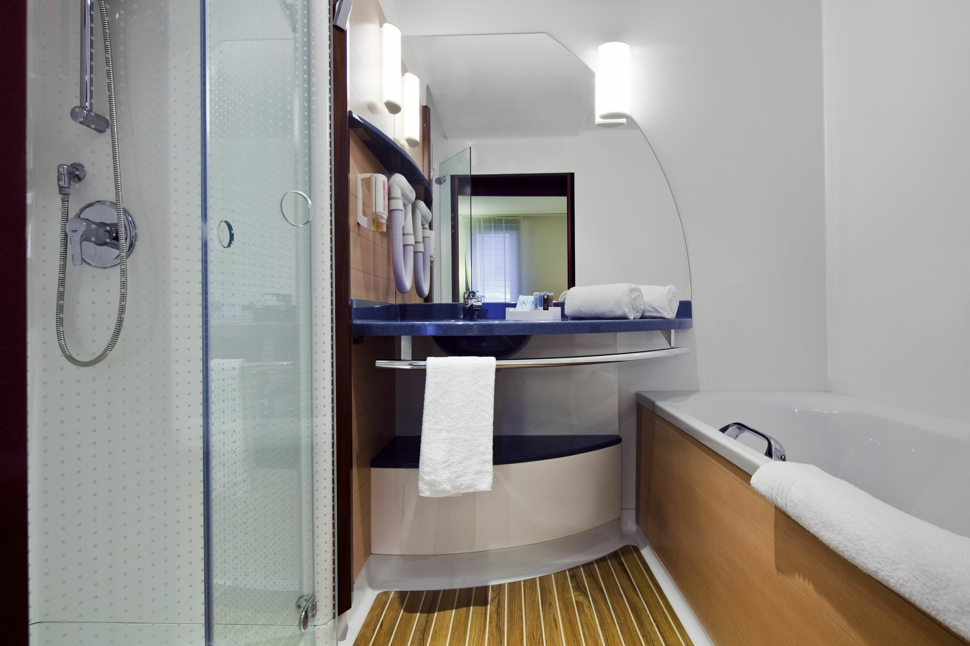B&B Hotel Velizy Est Luaran gambar